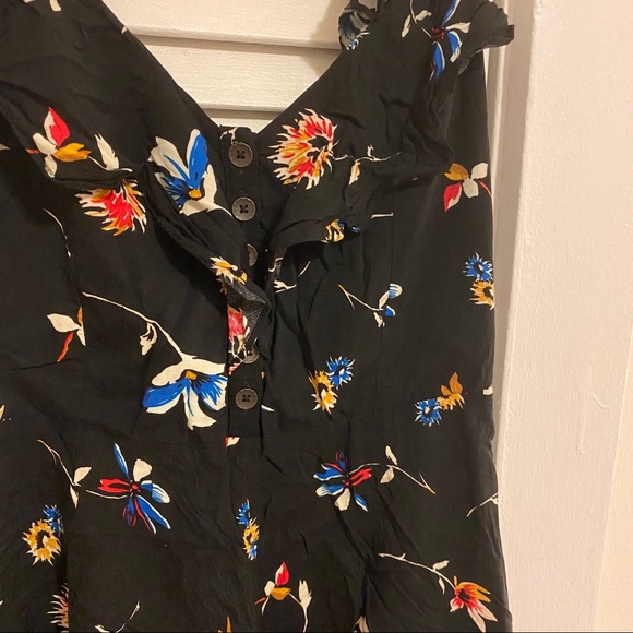 UO backless romper - Picture 4 of 6